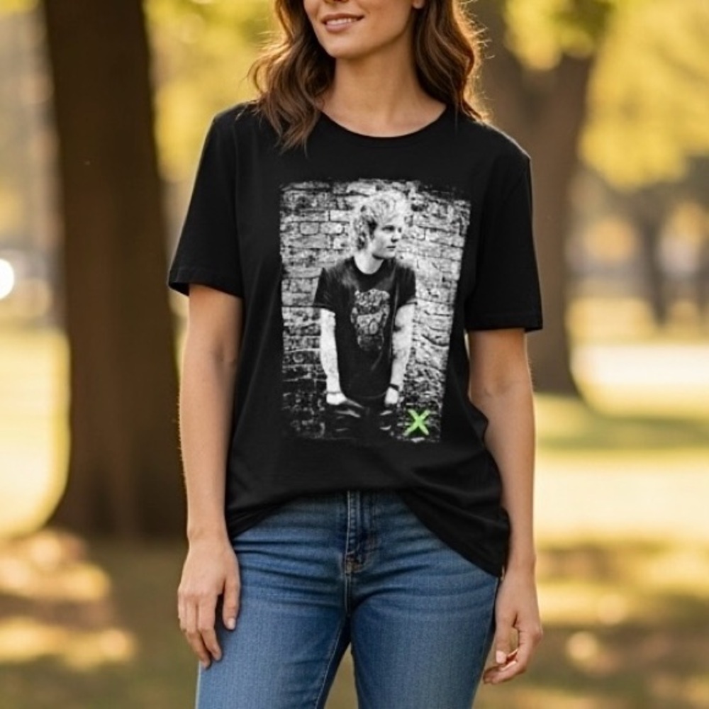Ed Sheeran X Tour Concert Band Tee T-Shirt Top Black 2015 Size M USA Graphic